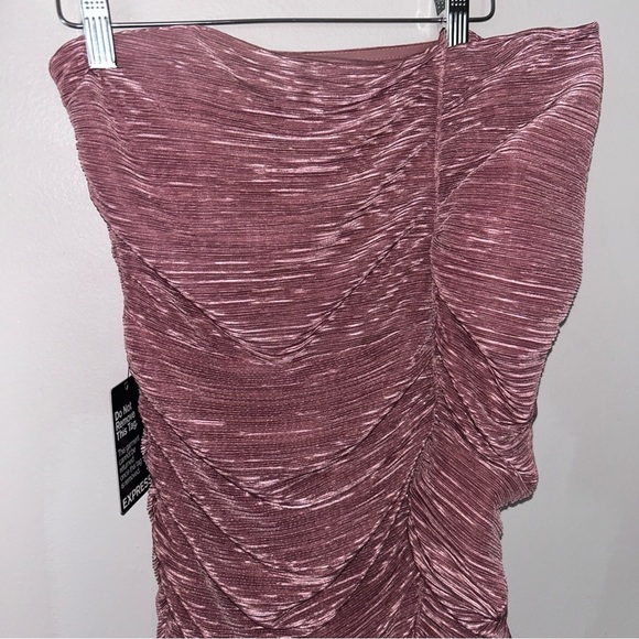 Express Pink Ruched Pencil Dress for Night Out - Picture 2 of 5